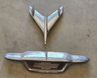 1110 2 Car Emblems