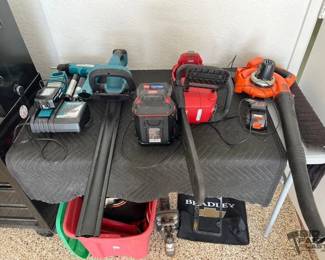 8122 Hedge Trimmer, Chain saw, and more