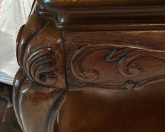 Console table detail.