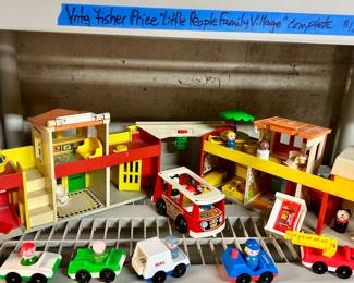 VintageLittle people village $125