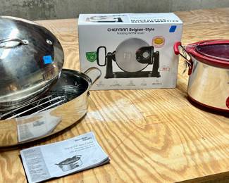 Hamilton Beach stay and go slow cooker $20
Chefman rotating Belgian waffle maker $50
Roaster with lid and grates $20