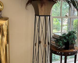 There are a pair of these stands - greenery not included