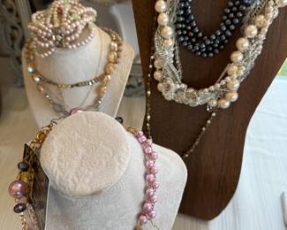 Pink pearls necklace hand made in Italy