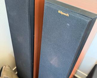 Fantastic speaker set with subwoofer
