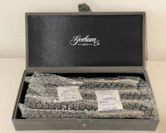 Gorham Steak Knives, Set of 4 in Velvet Box.