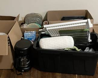 Large Lot of Various Kitchenware
