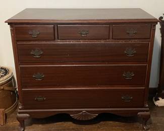 Vtg. Mahogany Chest Of Drawers w/6 Drawers