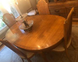 Thomasville Dining Room Table (+2 leaves), 6 Cane-back Chairs with 2 Armchairs