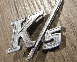 K/5 Blazer Emblem