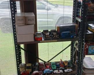 Collectible Die Cast & Others