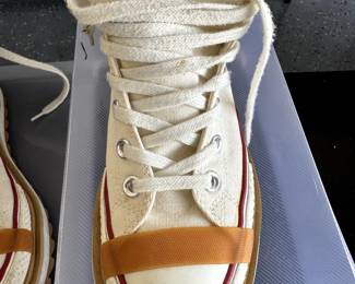 Yuanjie women’s high top size 5.5