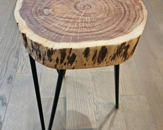 Live edge wood side table 19" tall, 11.5" wide