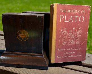 Antique Mahogany Inlay Bookends In The Hepplewhite Style