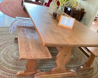 trestle table w/benches