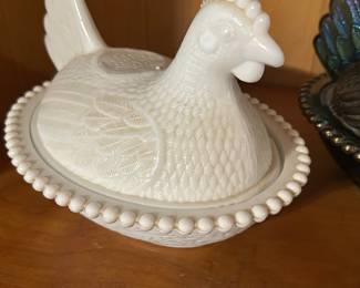 Indiana Glass hen on Nest dish