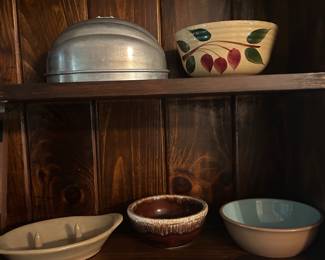 pottery, vintage metal mold