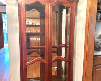 display cabinet
