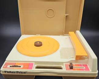 Vintage 1978 Fisher Price Record Player #825