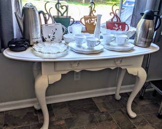 Milk glass items
