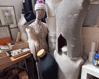 Busts & dress forms