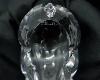 Signature on the Steuben glass Pig figurine from a series of Special Animals that Steuben introduced in the 1970s, designed by Lloyd Atkins