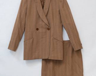 Giorgio Armani Le Collezioni women's light brown blazer and skirt set, size 42/8, made in Italy