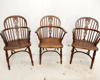 A set of 3 Matched Windsor Chairs, c. 1780, English