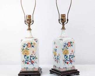 Pair of vintage Chinoiserie style polychrome porcelain lamps