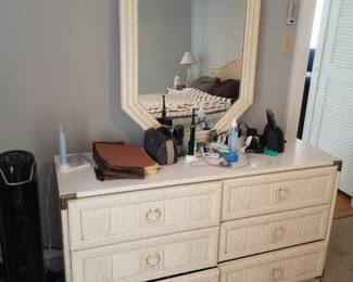 6-drawer dresser with mirror