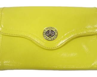 MARC JACOBS NEON YELLOW CLUTCH
