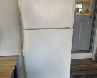 Refridgerator/Freezer