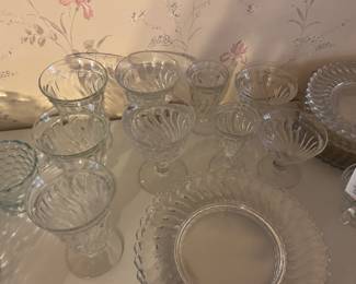 Blue Bubble dish set