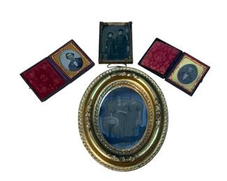 Small Daguerreotype Framed Antique Portraits