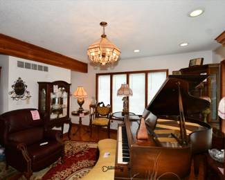 0027Piano Room