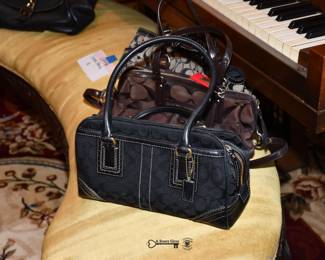 0055Piano Room