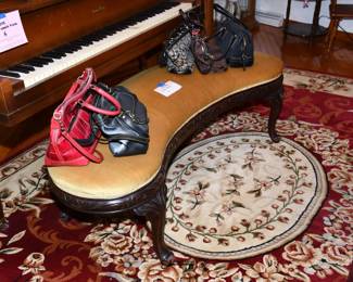 0050Piano Room