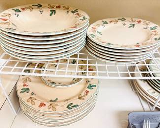 Mikasa Country Classics Dinner Set