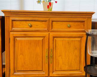 Bar Cabinet with fold out top