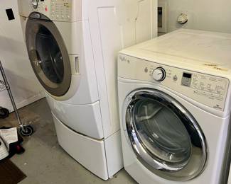 Washer dryer 