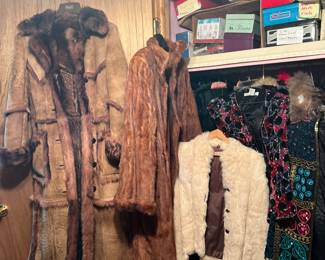 Beautiful fur coats and jackets, plus add a little sparkle to your selection! Sizes small - medium. 