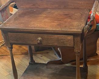 Antique single drawer Wash Stand