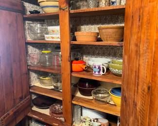 A variety of antique/vintage kitchenware! Real Treasures! 