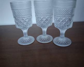 Clouded wine glasses. Set of 3.