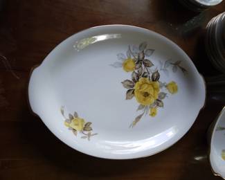 Serving platter