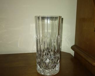 Singular Crystal drinking glass.