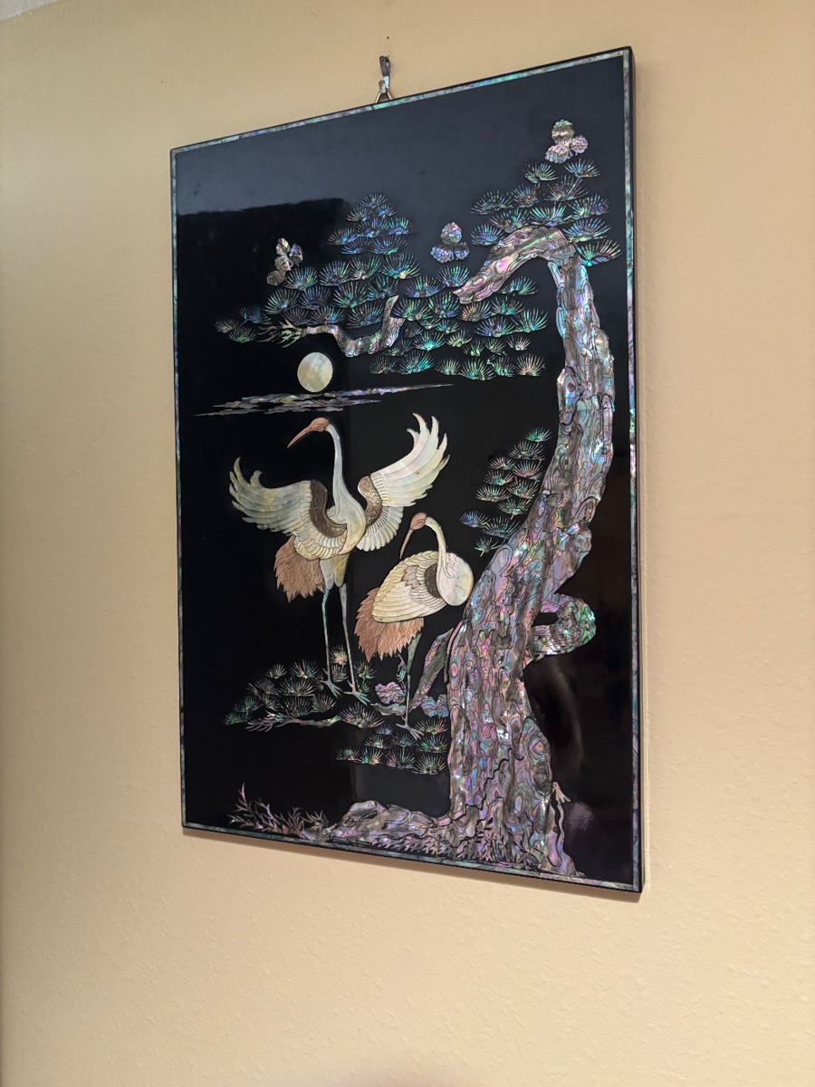 Beautiful lacquer with inlaid Mother of pearl