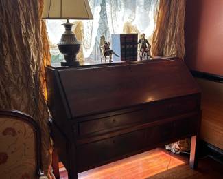 Lovely desk 19th century Walnut drop front