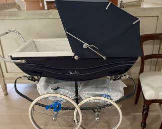 Wonderful English Pram 👶