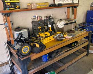 Dewalt toos