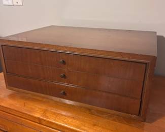Vintage jewelry box